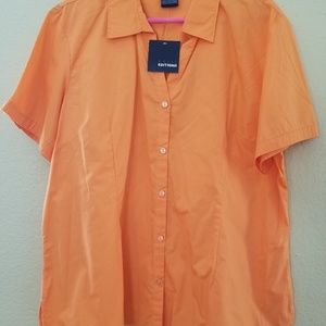 Short sleeve button down shirt